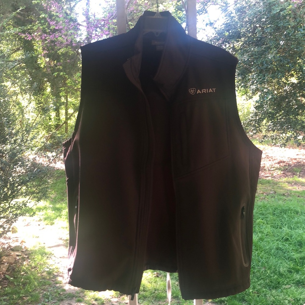 Men’s Ariat Vest